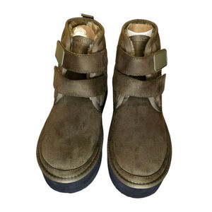 NWT Robbin Girl Olive Ankle Boots & Booties Size 6